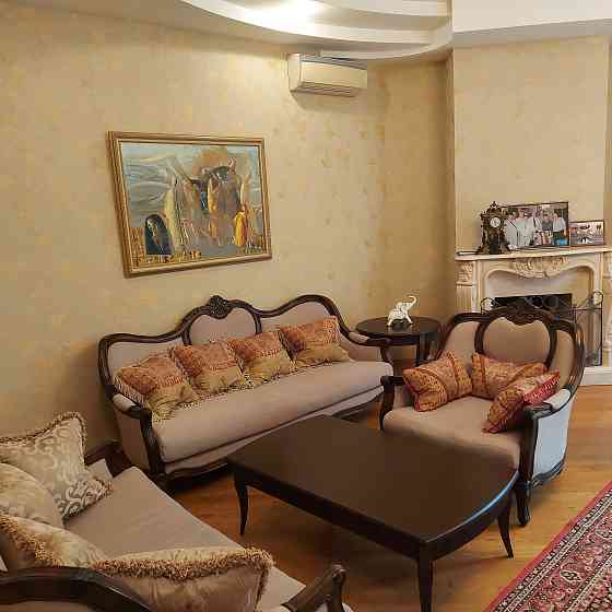 Вилла с бассейном в районе 15 ст. Фонтана Одеса