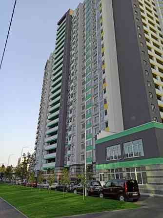 Оренда Квартира 2-кімнатна, 18/25 поверх на Харьковское шоссе, 210 Київ