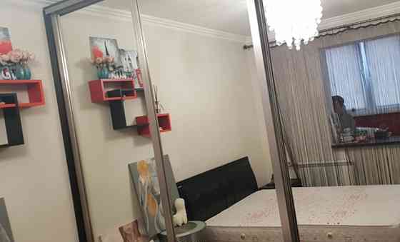 Продаж Квартира 3-кімнатна, 7/12 поверх на шоссе Харьковское, д.148 Киев