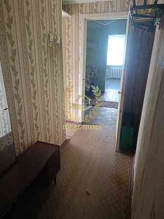 Продаж Квартира 3-кімнатна, 5/5 поверх на Метростроевская ул., 4А Киев