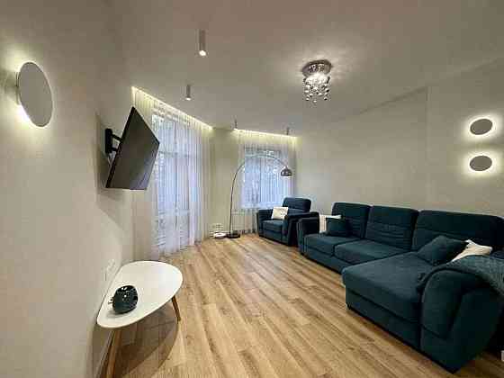 Оренда Квартира 2-кімнатна, 3/6 поверх на ул. Радистов Київ