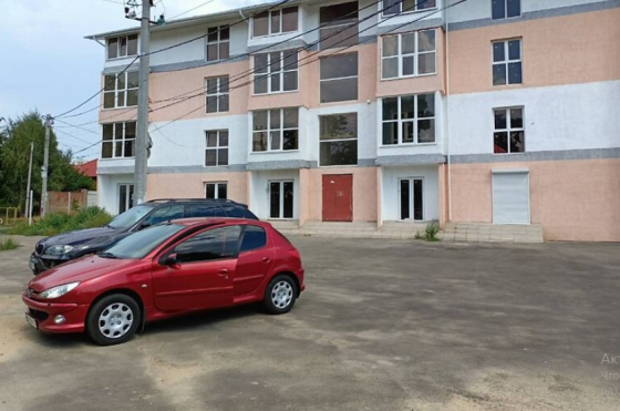 47м2  2 этаж 4 этажного малоквартирного дома  в Царском Селе .Квартира под отделочные работы. Своя закрытая территория 
 бесплатное паркоместо городск Лиманка