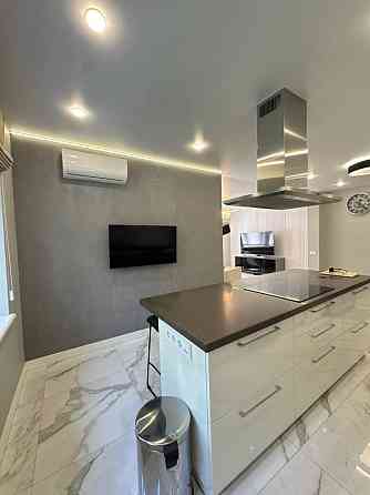 Продаж Квартира 2-кімнатна, 6/10 поверх на Мазепи Гетьмана вул., 141 Івано-Франківськ