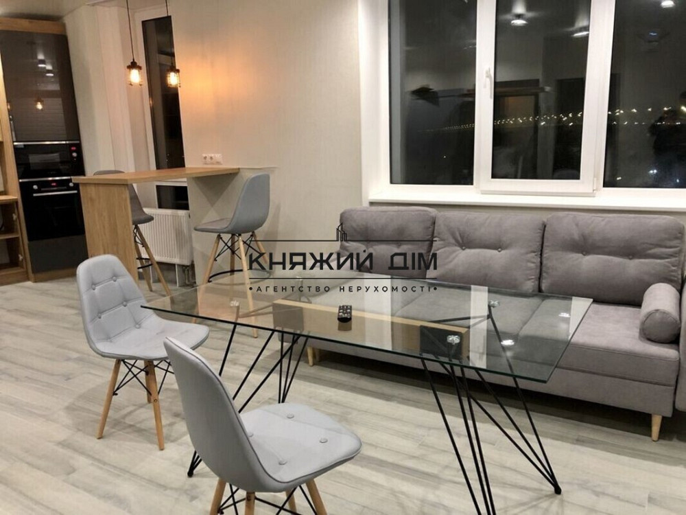 Оренда Квартира 2-кімнатна, 4/10 поверх на Малоземельная ул. Kiev - photo 1