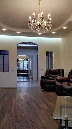 Простора 3 кімнатна квартира, Оболонь, Мінська, вул. Левка Лукяненка вул. (Маршала Тимошенка), Оболонський район Kiev