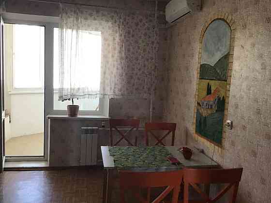 Оренда Квартира 2-кімнатна, 13/16 поверх на Петра Григоренко Киев