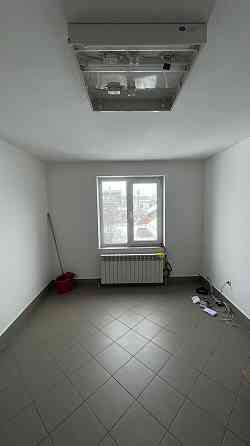 Продаж торгове приміщення на Украінська, 4/2 поверх - 2/2 Залуква