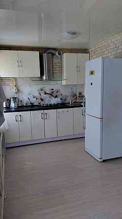 Оренда Квартира 2-кімнатна, 2/5 поверх на Олени Теліги, 21 Kiev