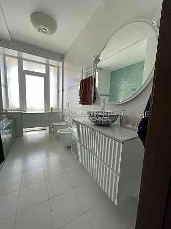 Оренда Квартира 5-кімнатна, 6/6 поверх на вул. Чернишевська Харків