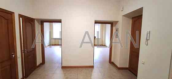 Оренда офісне приміщення на Круглоуніверситетська вул., 17 приміщень - 3, поверх - 1/5 Київ