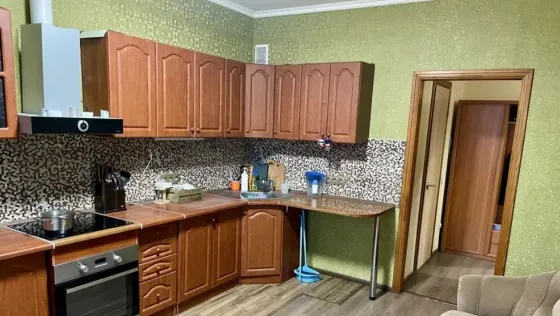 Ул. Свертюка 52 и. м. Левобережная 12 мин. 2 (раздельные) квартира. Киев