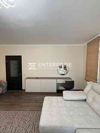 Продаж Квартира 2-кімнатна, 11/32 поверх на вул. Олевська Kiev