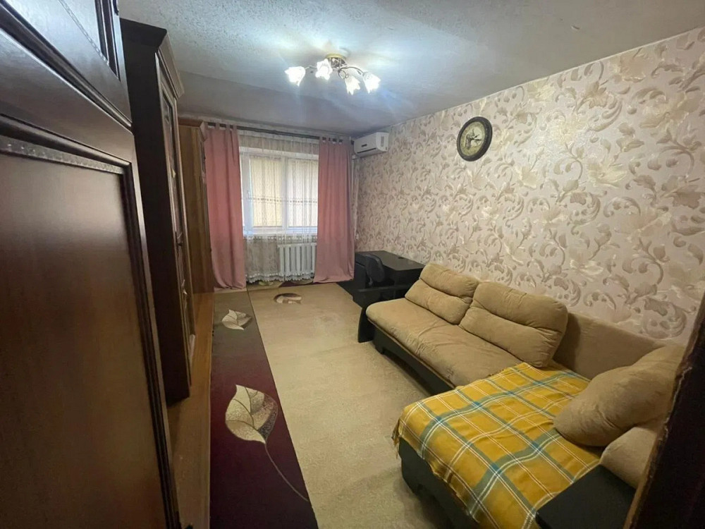 Оренда Квартира 1-кімнатна, 1/5 поверх на Харченка, 23 Киев - изображение 1