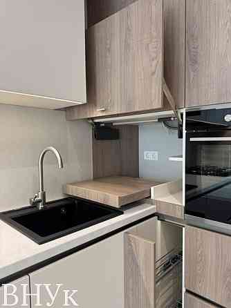 Продаж Квартира 1-кімнатна, 6/6 поверх на вул. Роксоляни Львів