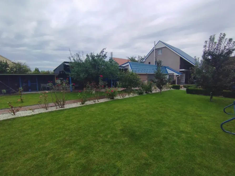 Продаж 3-поверховий Будинок з ділянкою 14 сот 160 кв.м 4 кімн. на Центральна Сторожниця - фото 7