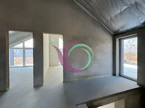 For sale 3-storey   250 sq.m 4 rooms at Незалежності вулиця  - photo 5