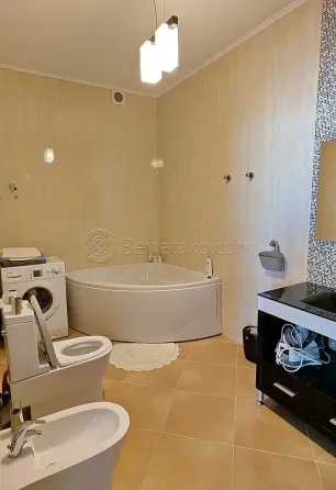 Оренда 2к Квартира 85 кв.м Фонтан, ул. Литературная, 1А Одеса