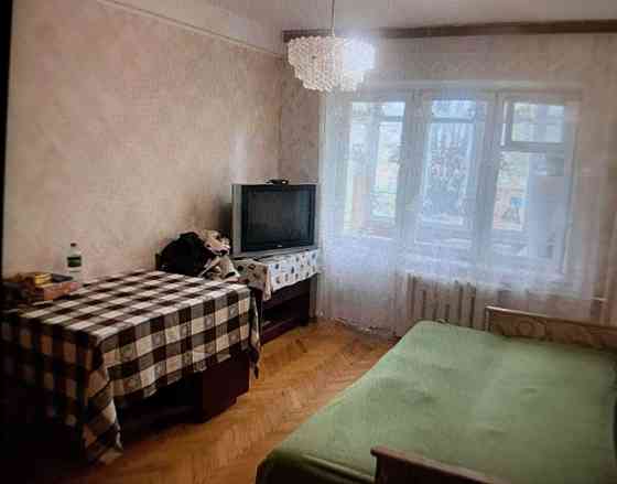 Оренда Квартира 2-кімнатна, 2/5 поверх на Донця, 7 Київ