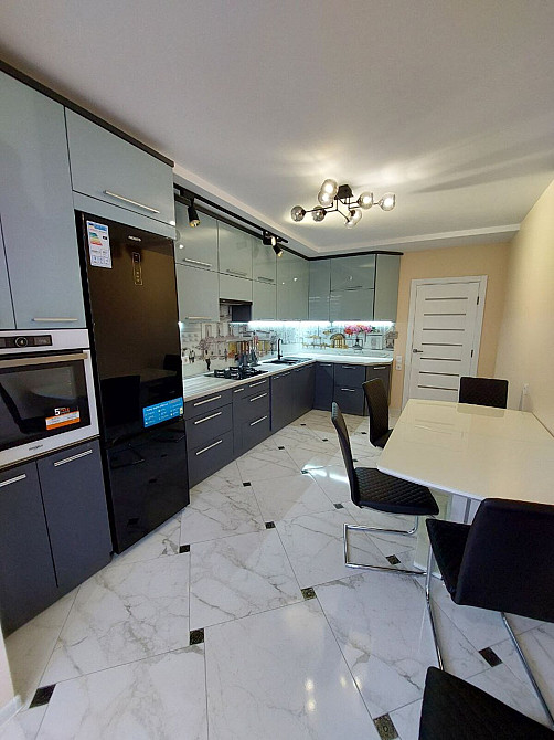 Продаж Квартира 2-кімнатна, 3/10 поверх на Макогона вул., 25а Івано-Франківськ - фото 7