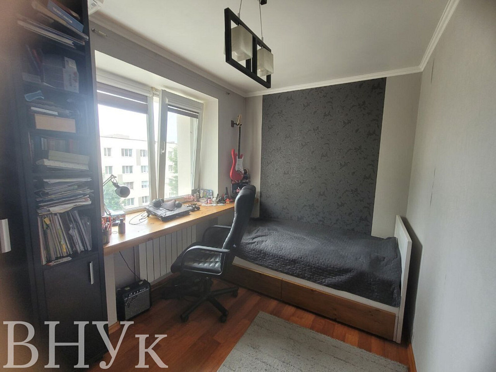 Продаж Квартира 4-кімнатна, 5/5 поверх на Відродження Luts'k - photo 9