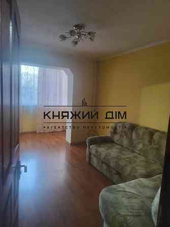 Оренда Квартира 4-кімнатна, 2/16 поверх на Ахматовой Анны ул. Киев