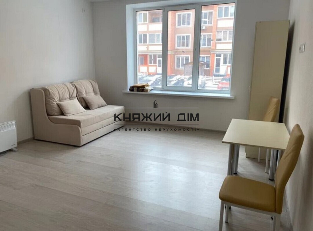 Отличная однокомнатная квартира студия в ЖК Затишном..Код: 21127999  - фото 1