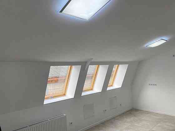 Оренда офісне приміщення на вул. Стефаника Василя приміщень - 3, поверх - 6/6 Львів