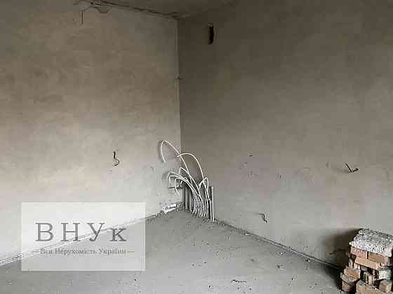 Продаж Квартира 4-кімнатна, 1/8 поверх на вул. Бродівська Тернопіль