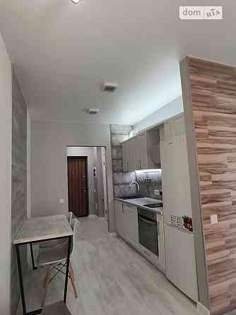 Оренда Квартира 1-кімнатна, 11/25 поверх на Надднепрянское шоссе, 2а Киев