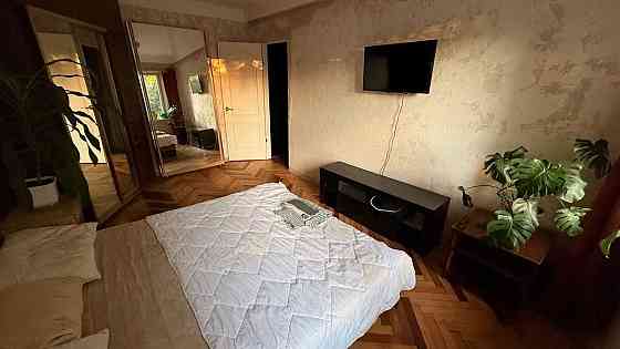 Оренда Квартира 3-кімнатна, 5/5 поверх на Івана Виговського, 8а Київ