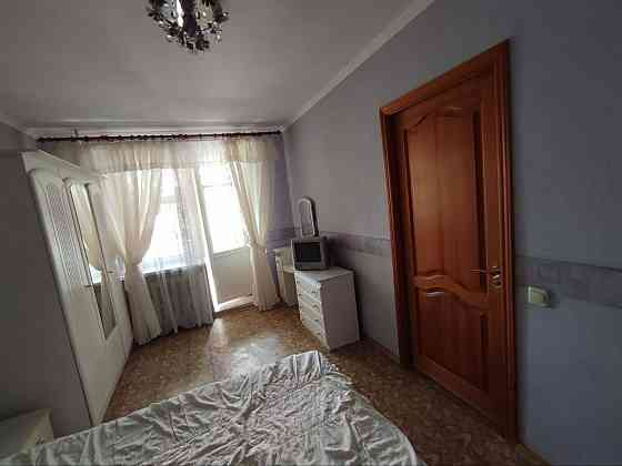 Оренда Квартира 2-кімнатна, 10/11 поверх на вул. Анни Ахматової, 7/15 Kiev