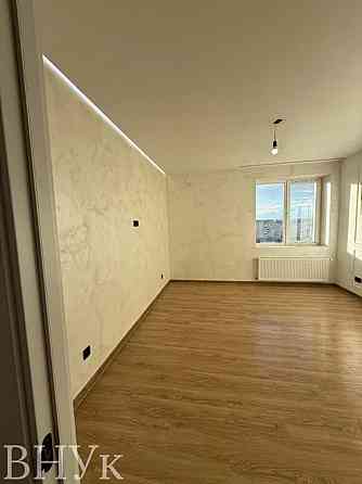 Продаж Квартира 1-кімнатна, 9/10 поверх на Рівненська Луцьк