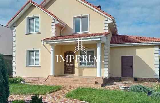 Оренда Будинок 5-кімнатний на вул. Вчительська Киев