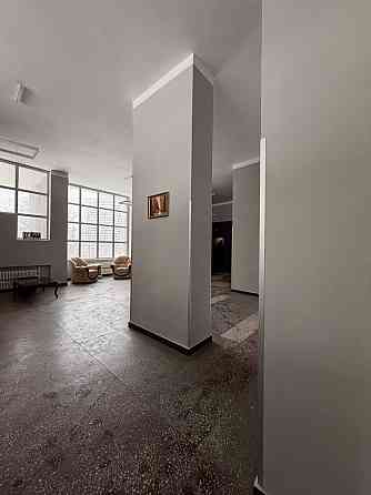 Продаж Квартира 3-кімнатна, 16/21 поверх на Лесі Українки вул., д. 21Б Kiev