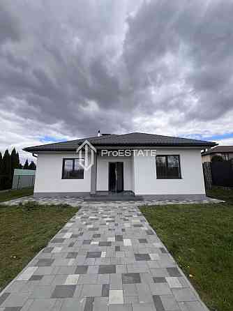 Продаж Будинок 4-кімнатний на вул. Центральна Вишеньки