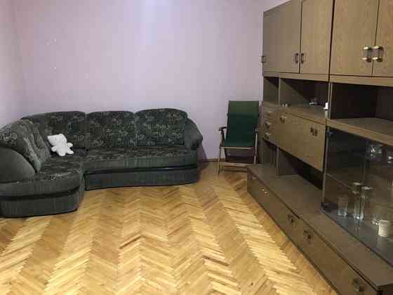 Оренда Квартира 3-кімнатна, 13/15 поверх на ул. Срибнокильская, 4 Київ