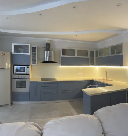 Продаж Квартира 3-кімнатна на ул. Кленовая, 2а Одеса