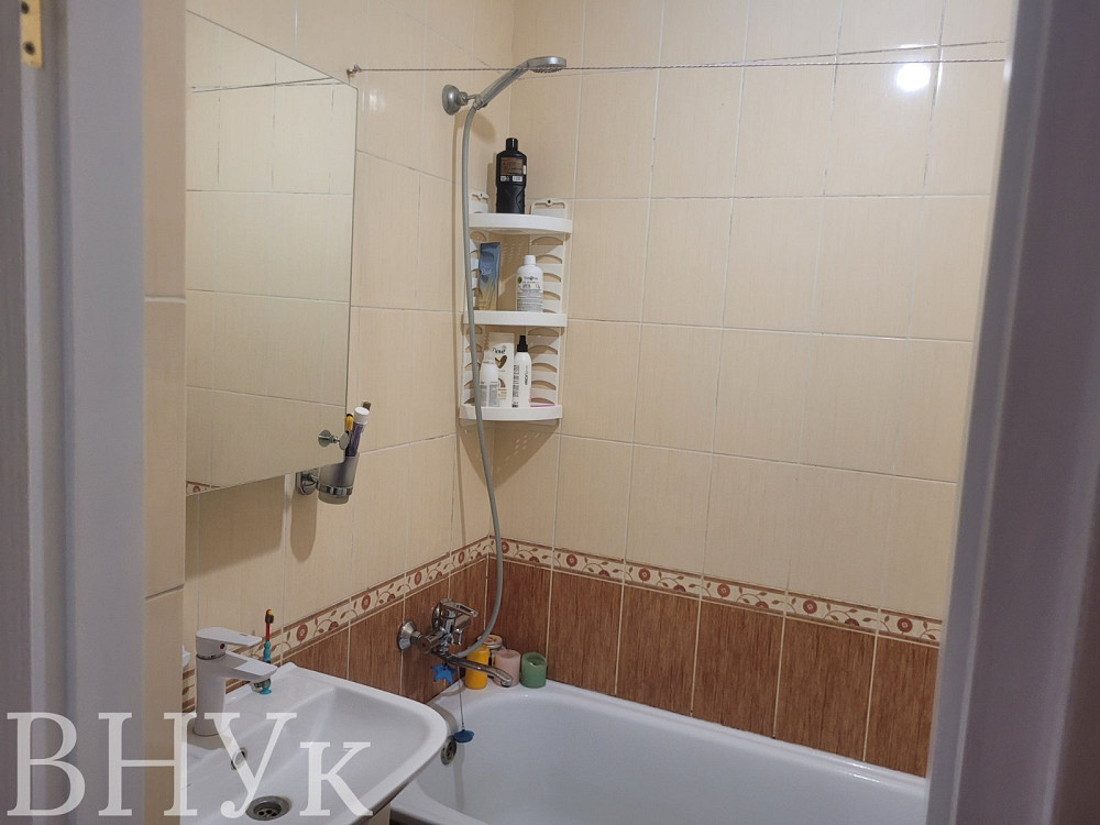 Продаж Квартира 3-кімнатна, 4/5 поверх на Кравчука Luts'k - photo 2