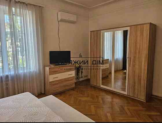 Оренда Квартира 2-кімнатна, 4/6 поверх на Олеся Гончара ул. Київ