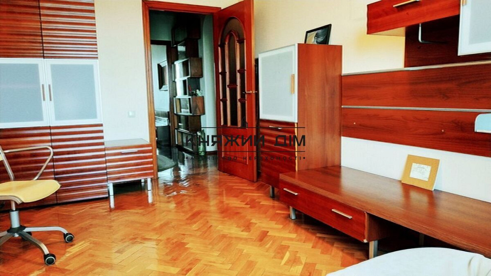 Оренда 3-кімнатної роздільної квартири, метро Лук'янівська. № 11203229 Київ - фото 2