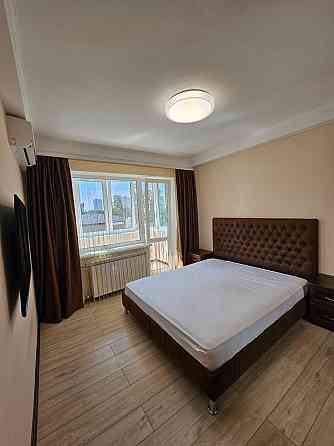 Оренда Квартира 2-кімнатна, 4/5 поверх на Дарницький бульв., 21 Kiev