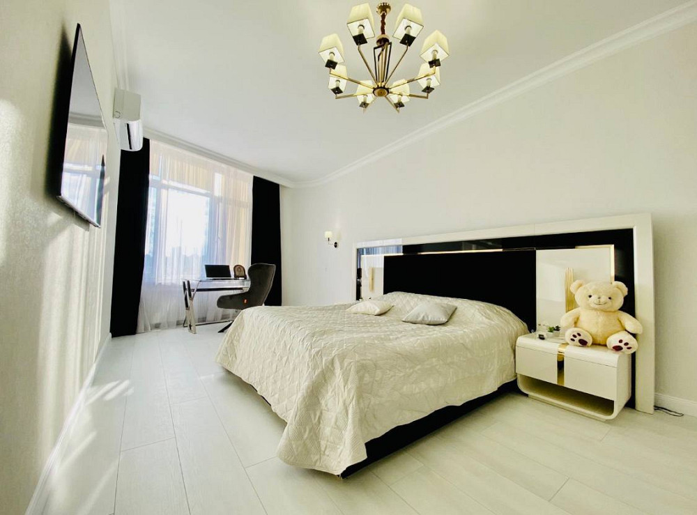 В продаже шикарная 3-х комнатная квартира на берегу моря Одесса - изображение 1