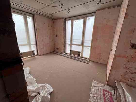 Продаж Квартира 3-кімнатна, 16/25 поверх на Дніпровська набережна, 16Д Киев