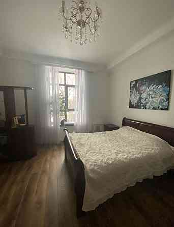 Продаж 3к Квартира 83 кв.м Коростишівська Zhytomyr