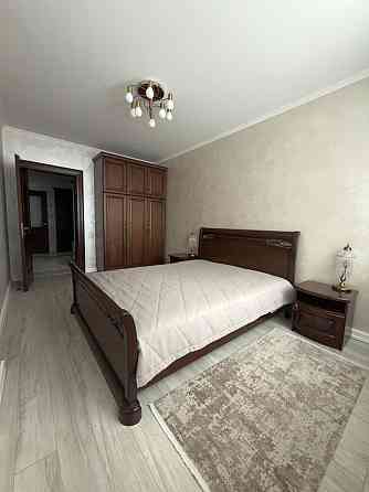 Оренда Квартира 2-кімнатна, 3/4 поверх на вул. Розточчя Львів