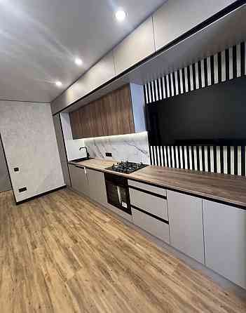 Продаж Квартира 2-кімнатна, 8/10 поверх на Запорізьке шосе, 32д Дніпро