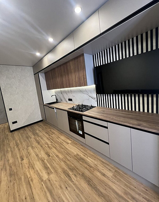 Продаж Квартира 2-кімнатна, 8/10 поверх на Запорізьке шосе, 32д Дніпро - фото 1