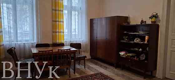 Продаж Квартира 3-кімнатна, 2/2 поверх на вул. Франка Івано-Франківськ