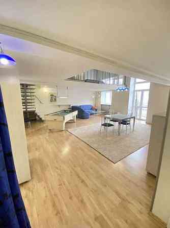 Оренда Квартира 3-кімнатна, 2/4 поверх на ул. Льва Толстого Киев