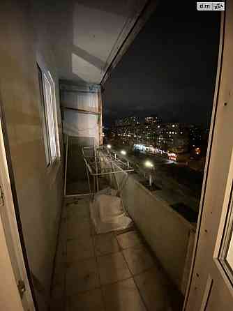 Оренда Квартира 1-кімнатна, 7/9 поверх на Амвросія Бучми, 1 Kiev